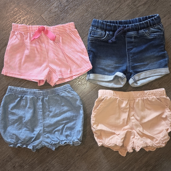3 for $15 / 4 Pairs of Shorts for 18-24m Girl - Picture 1 of 10